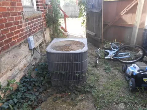 Exterior - 109 E Water St, Sidney, OH 45365 photo 3 of 7