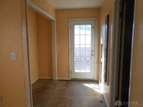 Entry Way - 109 E Water St, Sidney, OH 45365 photo 1 of 6