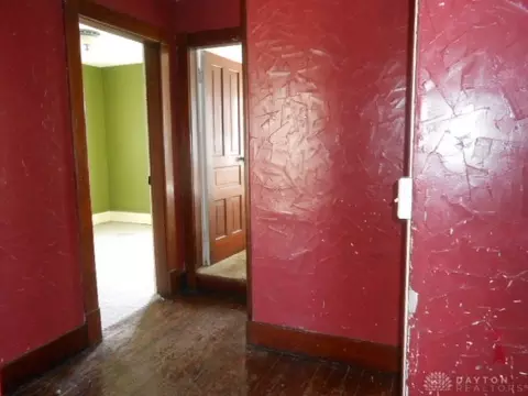 Entry Way - 109 E Water St, Sidney, OH 45365 photo 3 of 6