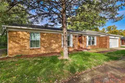 8309 Cox Rd, West Chester, OH 45069