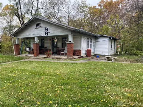 7795 Hetzler Rd, Middletown, OH 45042