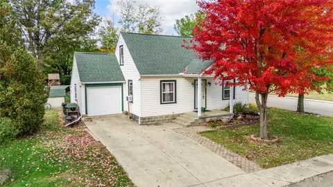 40 Iris Ave, Farmersville, OH 45325