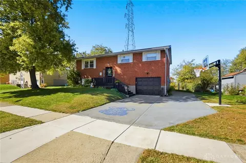807 Dunaway St, Miamisburg, OH 45342