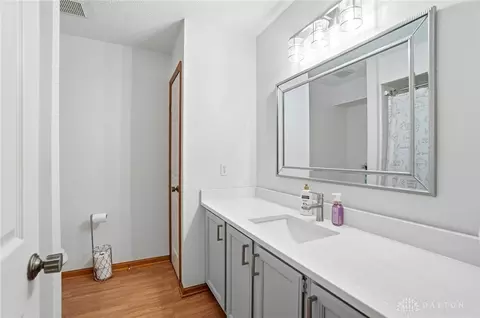 Bath - 6374 Adams Cir, Centerville, OH 45459 photo 2 of 6
