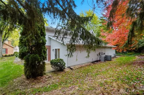 Exterior - 6374 Adams Cir, Centerville, OH 45459 photo 5 of 10