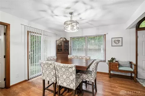Dining - 6374 Adams Cir, Centerville, OH 45459 photo 2 of 3