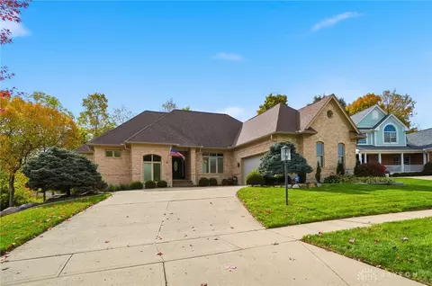 2789 Torrey Pnes, Beavercreek, OH 45431
