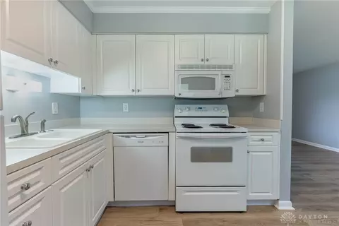9375 Shawhan Dr, Centerville, OH 45458 photo 10