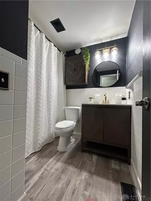 Bath - 1001 Imperial Blvd, Springfield, OH 45503 photo 2 of 2