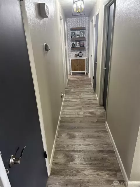 Entry Way - 1001 Imperial Blvd, Springfield, OH 45503 photo 1 of 1