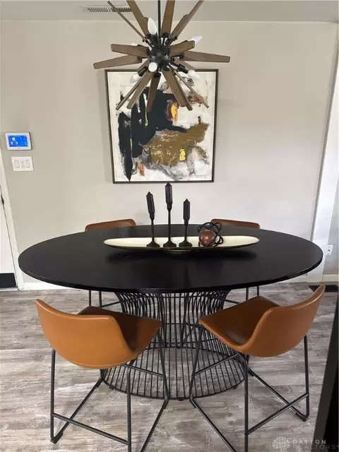Dining - 1001 Imperial Blvd, Springfield, OH 45503 photo 2 of 2