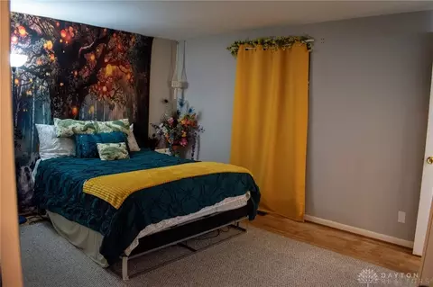 Bedroom - 415 Sherwood Park Dr, Springfield, OH 45505 photo 3 of 5