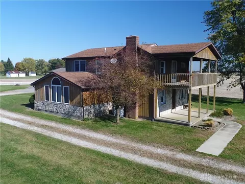 13111 Westbrook Rd, Brookville, OH 45309