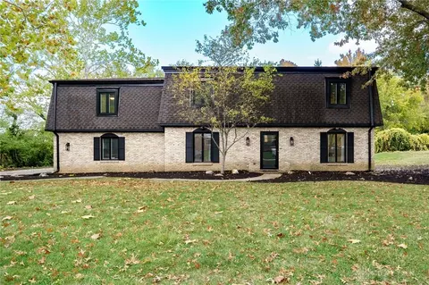 99 Davis Rd, Dayton, OH 45459