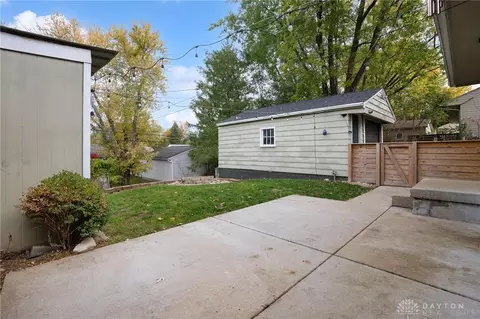 Exterior - 2509 E Dorothy Ln, Kettering, OH 45420 photo 6 of 7