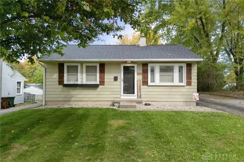 Exterior - 2509 E Dorothy Ln, Kettering, OH 45420 photo 2 of 7
