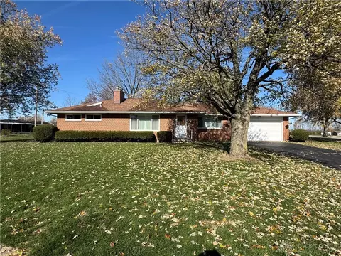 1017 Taywood Rd, Englewood, OH 45322
