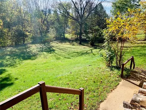 Exterior - 709 Shrine Rd, Springfield, OH 45504 photo 6 of 11