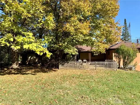 Exterior - 709 Shrine Rd, Springfield, OH 45504 photo 8 of 11