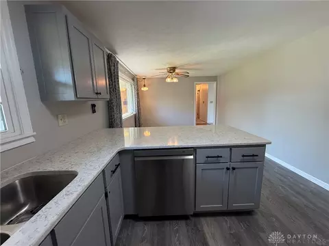 255 Gershwin Dr, Centerville, OH 45458 photo 12