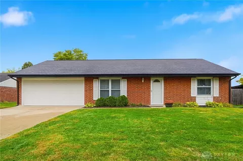 92 Kathie Ct, Germantown, OH 45327