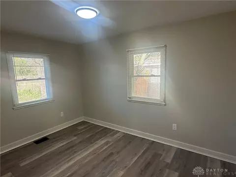 Bedroom - 2218 Tanager Rd, Springfield, OH 45505 photo 4 of 5