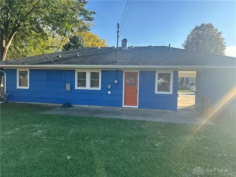 Exterior - 2218 Tanager Rd, Springfield, OH 45505 photo 3 of 3