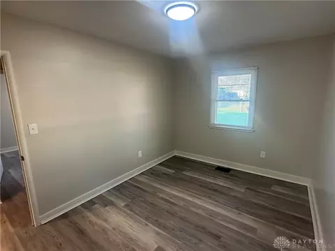 Bedroom - 2218 Tanager Rd, Springfield, OH 45505 photo 5 of 5