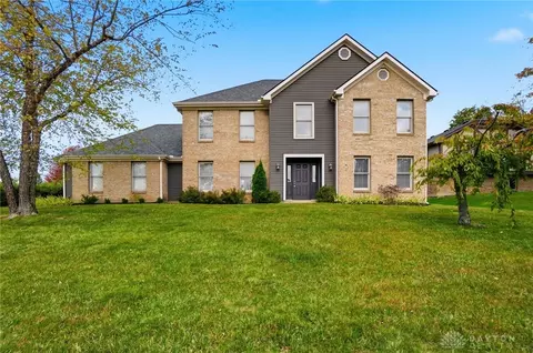 2491 Spicer Dr, Dayton, OH 45431