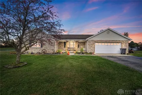 6258 Zachary Ave, Springfield, OH 45502