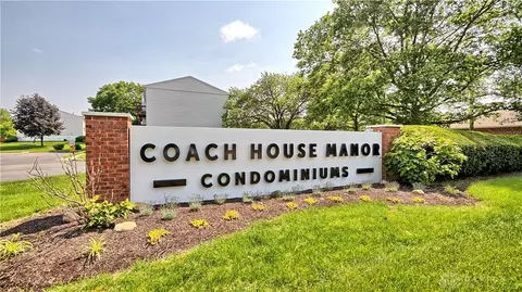 5685 Coach Dr #D, Dayton, OH 45440 photo 2