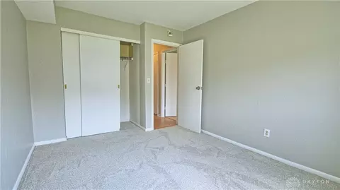 5685 Coach Dr #D, Dayton, OH 45440 photo 21