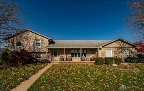 506 Mound St, Brookville, OH 45309
