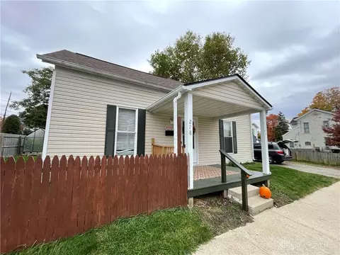 218 S Cherry St, Eaton, OH 45320
