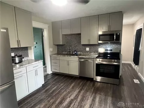 3231 Revels St, Springfield, OH 45503 photo 6