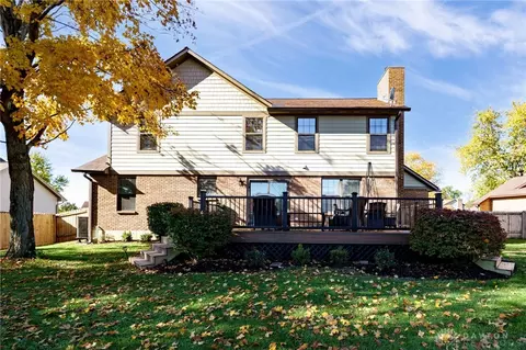 Exterior - 20 Cinnamon Ct, Springboro, OH 45066 photo 10 of 12