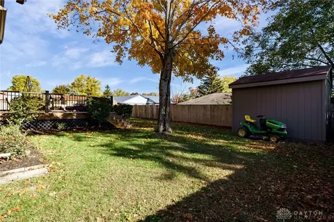 Exterior - 20 Cinnamon Ct, Springboro, OH 45066 photo 12 of 12