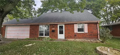 1626 Haverhill Dr, Piqua, OH 45356