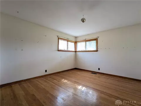 572 Piney Branch Dr, Springfield, OH 45503 photo 13