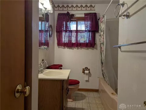 572 Piney Branch Dr, Springfield, OH 45503 photo 17