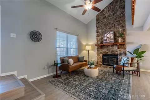 2014 Foxknoll Dr, Centerville, OH 45458 photo 4