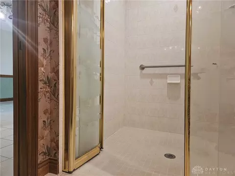 1707 Berwick Dr, Springfield, OH 45503 photo 9