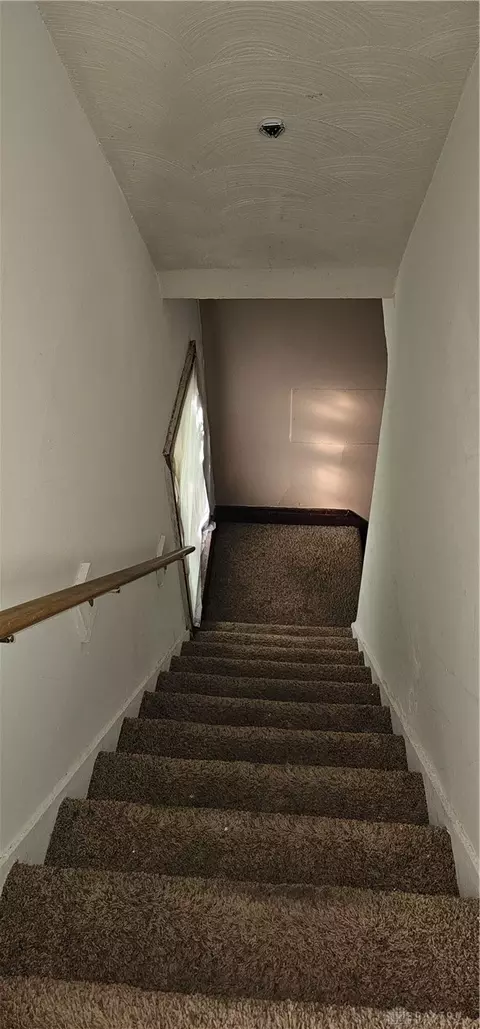 Entry Way - 1233 Everett Dr, Dayton, OH 45402 photo 1 of 1