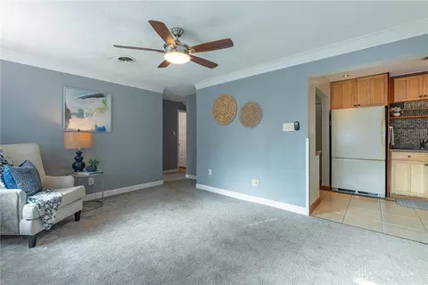 Living - 2525 Oakley Ave, Kettering, OH 45419 photo 3 of 4