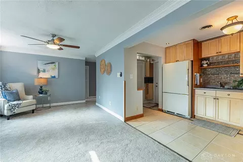 Living - 2525 Oakley Ave, Kettering, OH 45419 photo 4 of 4