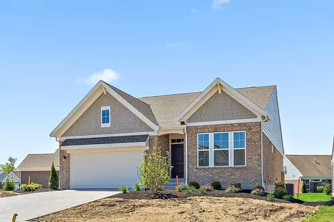 5200 Long Meadow Dr, Middletown, OH 45005