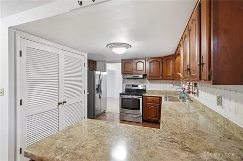 301 Faculty Dr, Fairborn, OH 45324 photo 12