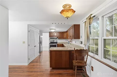 301 Faculty Dr, Fairborn, OH 45324 photo 10