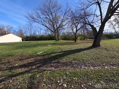 154 Pomeroy Ave, Dayton, OH 45417