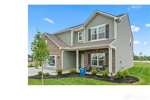 401 Harper Creek Dr, Brookville, OH 45309